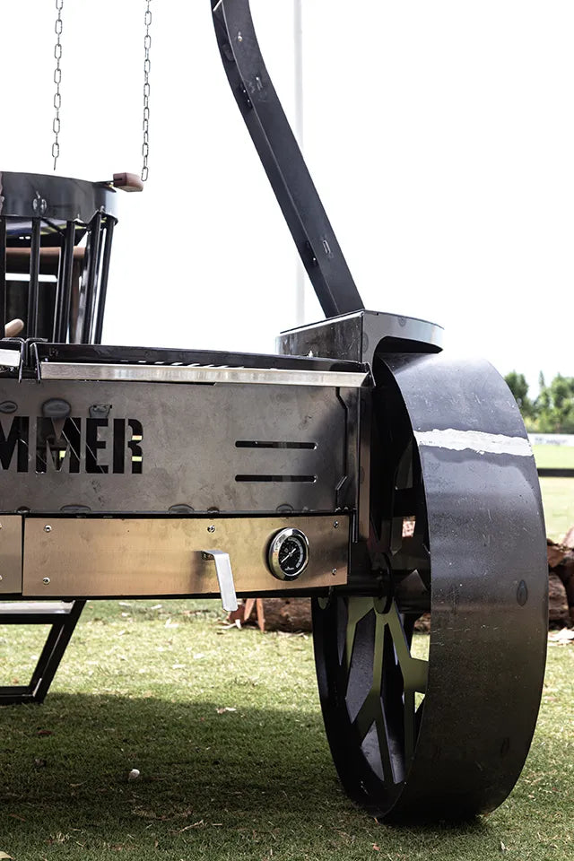 Tromen Hummer - In Use BBQ