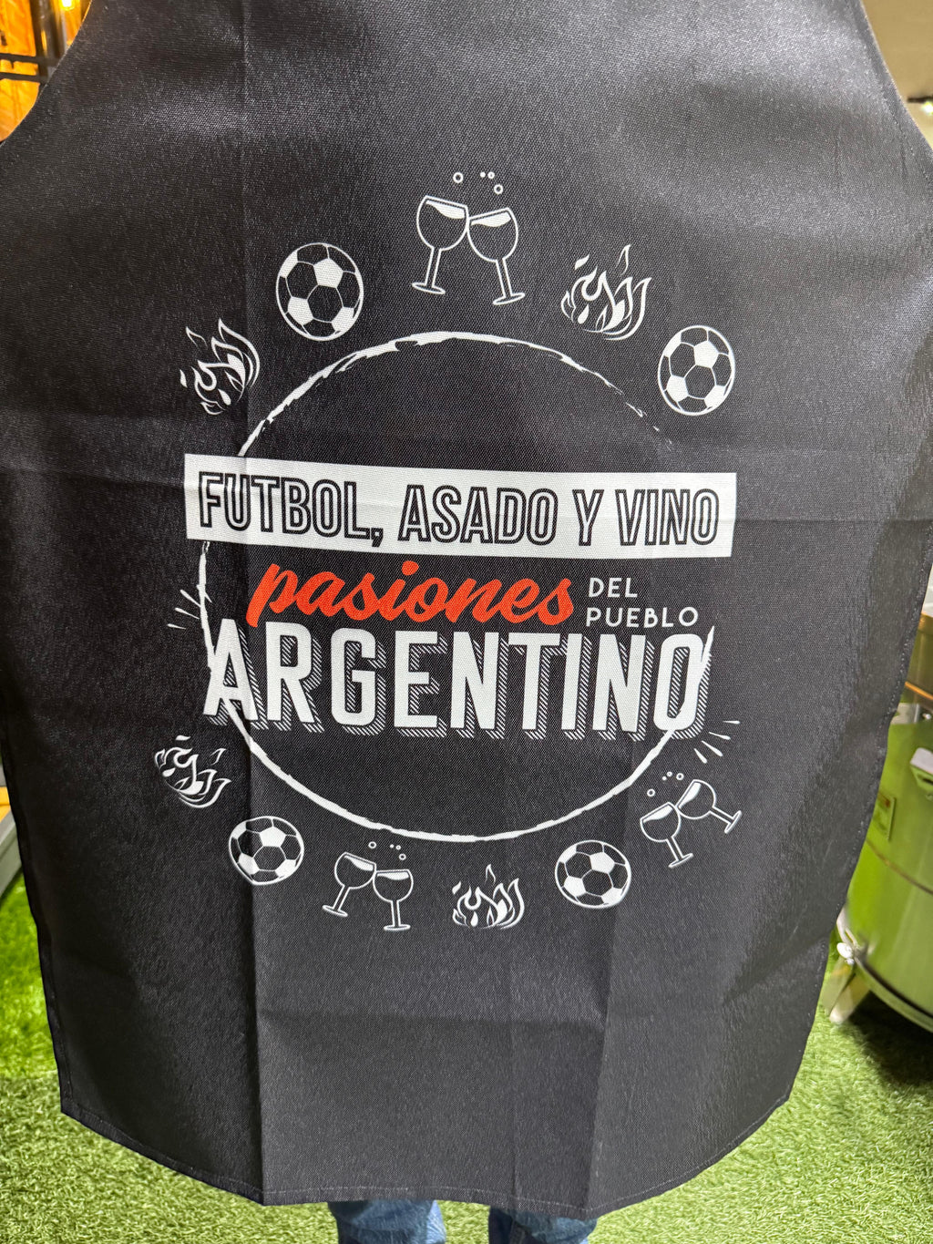 Apron Football, Asado y Vino, Pasiones del Pueblo Argentino - Cholys