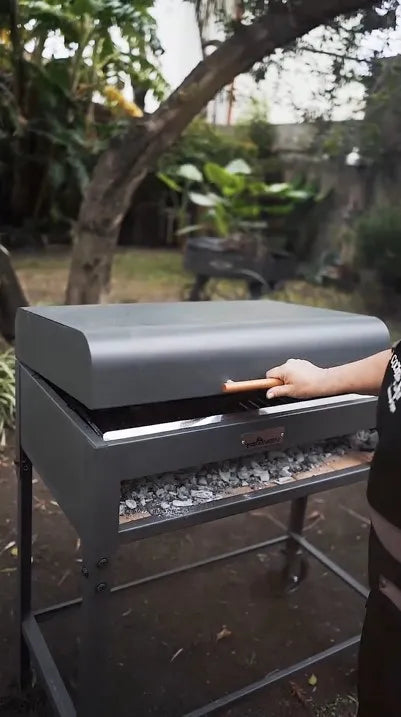 Tromen Chulengo Grill - In Use