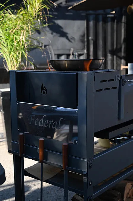 Tromen Federal Grill - In Use BBQ